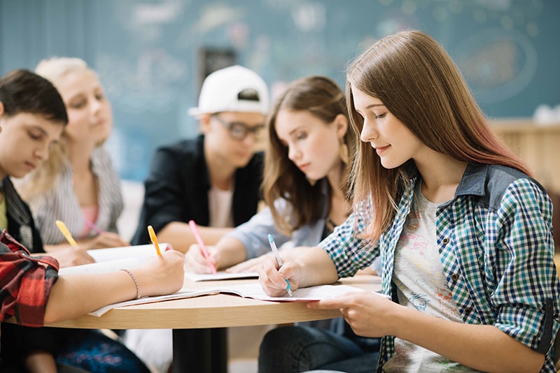 Cómo motivar al adolescente para la vuelta a clase