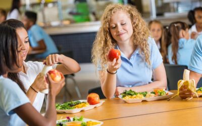 ¿Cómo mejorar la alimentación de los adolescentes?